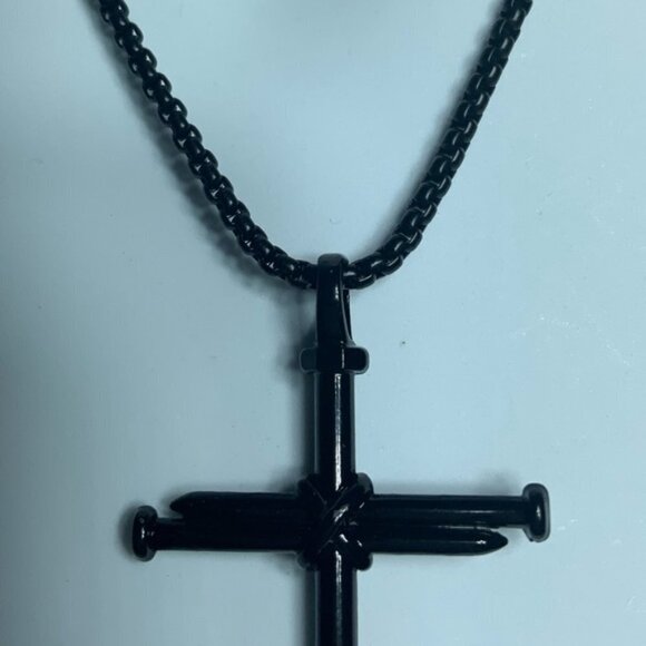 Cross 3 Nail Necklace Statement Piece Pendant Chain and Gift Pouch Black - Picture 10 of 15